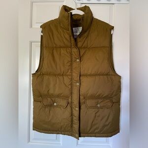 NWT OFFLINE by Aerie Quilted Puffer Vest Full Zip Snap Button Mustard Gold XS